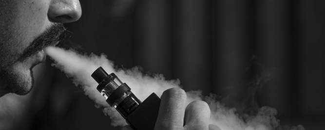 Preko 1000 slučajeva oštećenja plućne funkcije povezanog sa upotrebom e-cigareta, uz čak 18 smrtnih slučajeva u SAD