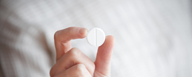 Hirurški lečen hronični subduralni hematom– nastaviti aspirin ili ne?